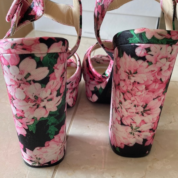 NEW PINK Floral Platform Heels - Picture 5 of 8